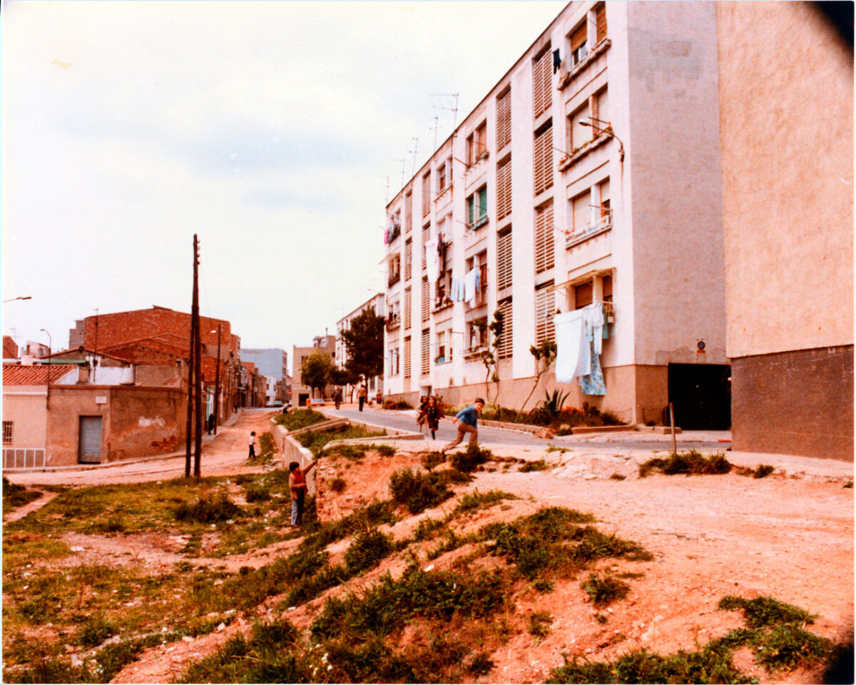 6.-Carrers-sense-asfaltar-entre-els-barris-d'Espronceda-i-Les-Termes-al-districte-6.-Sabadell.-Carrers-sense-identificar